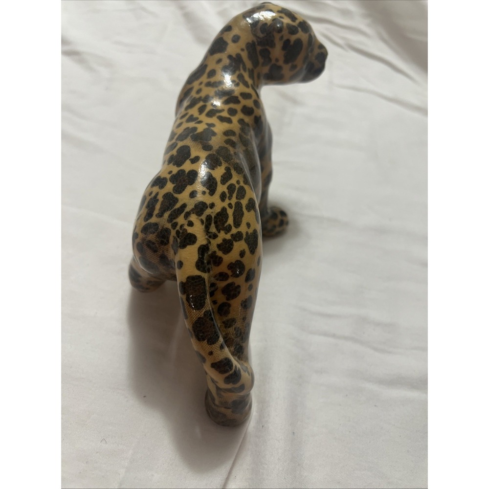 Vintage Paper Mache Leopard Jaguar Figurine – Glossy Hand Painted - 5"H 9"L - Picture 3 of 7